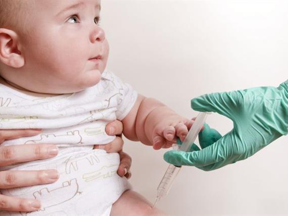 I vaccini non sovraccaricano il  sistema immunitario e non provocano infezioni